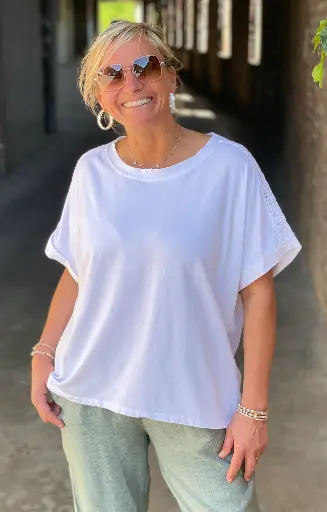 T-shirt Broderie épaule