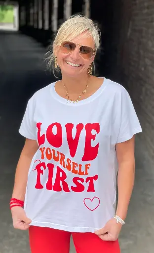 T-shirt Love Yourself