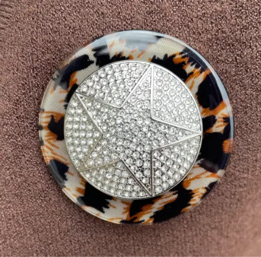 Broche Aimant Léo Star
