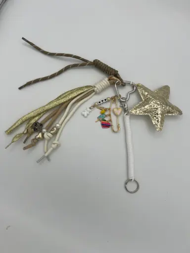 Porte Clefs Etoile Coeurs