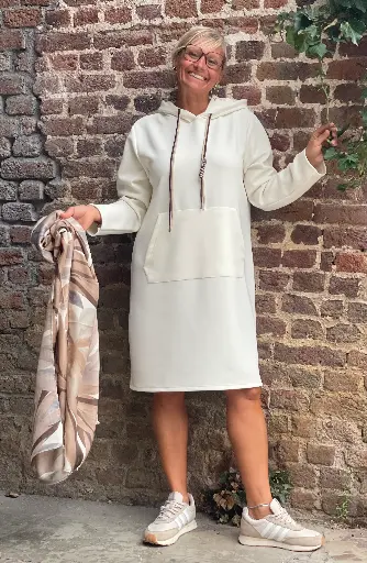 Robe sweat capuche