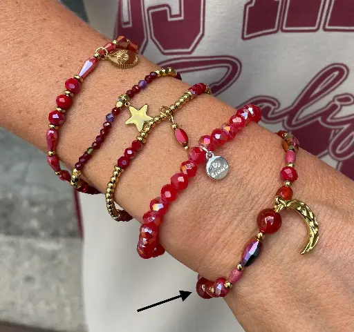 Bracelet lune pendante n°265 (Rouge)