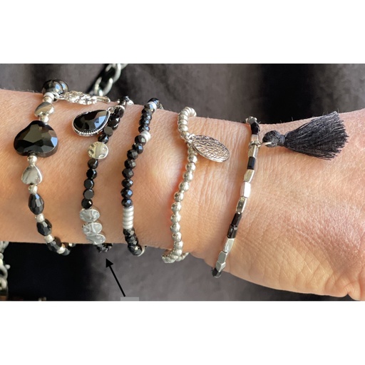 Bracelet perles pastilles argentees n103
