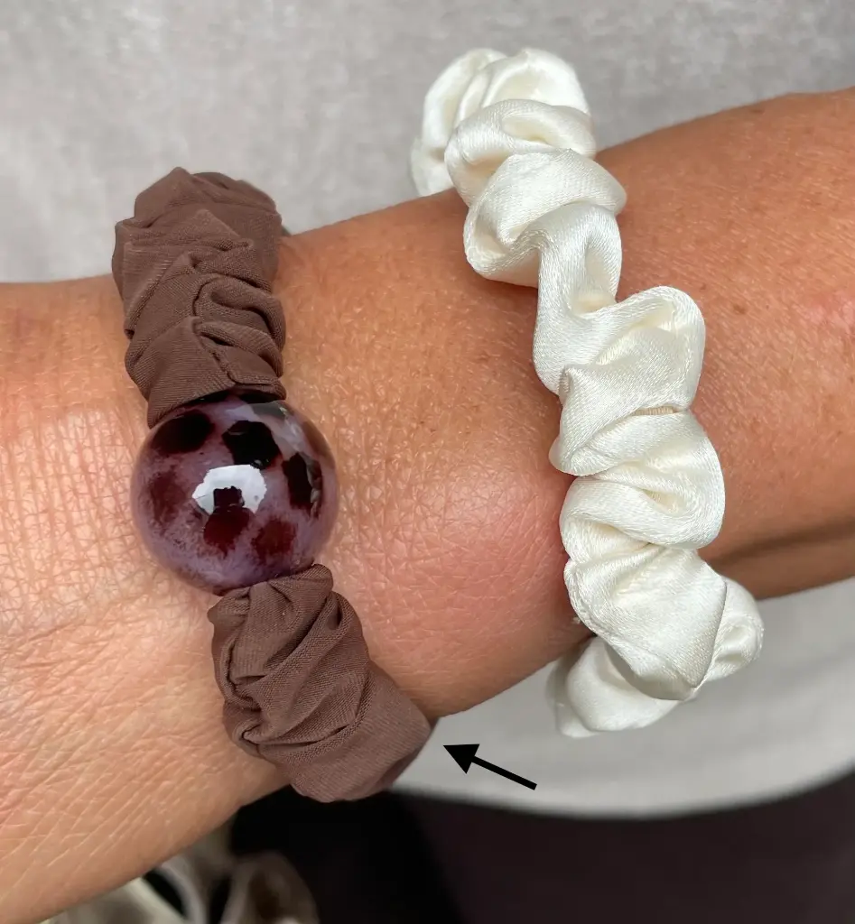 Elastique cheveux/bracelet Boule Froufrou