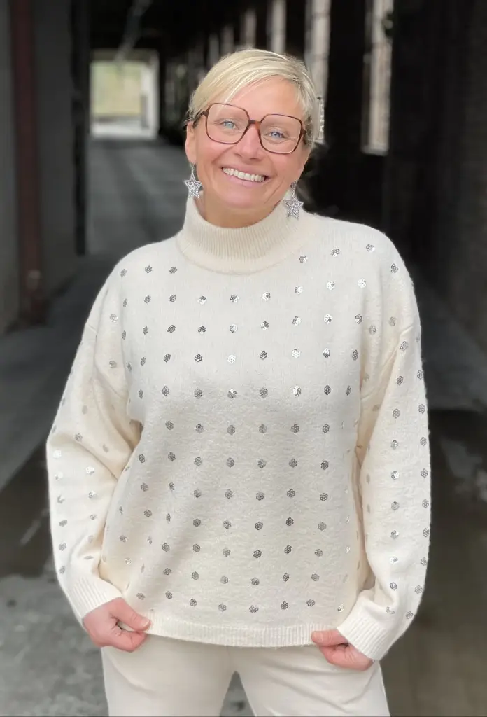 Pull petites fleurs Sequins