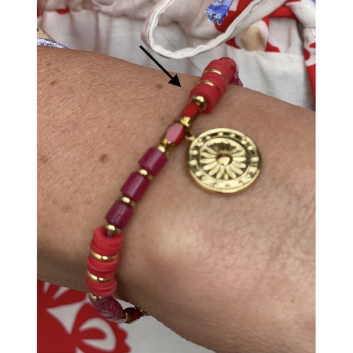 Bracelet médaillon rouge n°120
