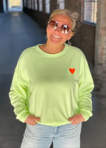 Sweat uni petit coeur