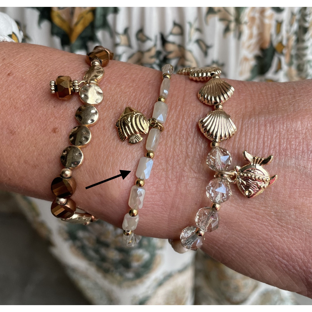 Bracelet poisson pendant n°129