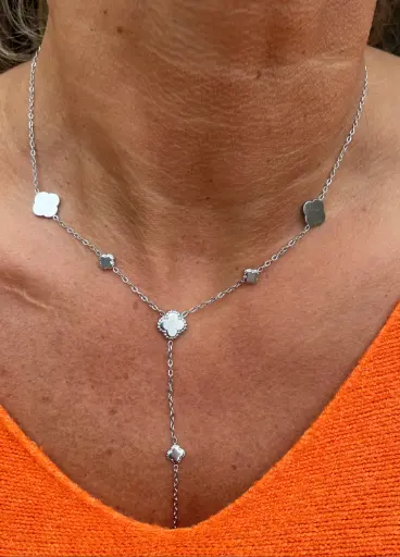 Collier chaîne pendant Trèfles martelés K1037