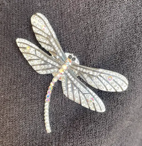 Broche aimant Libellule Strass