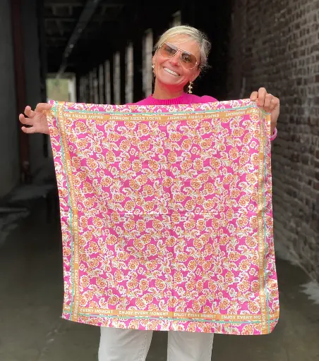 Foulard carré bord Moment