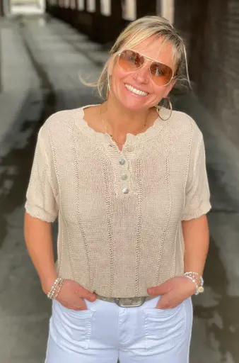 Pull boutons col lignes