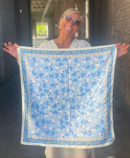 Foulard carré Snoop 