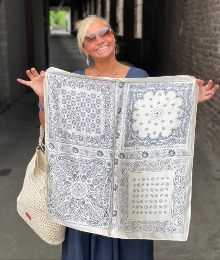 Foulard carré mandalas