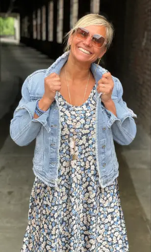 Veste jeans déchirée