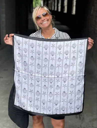 Foulard carré bandes coquillages