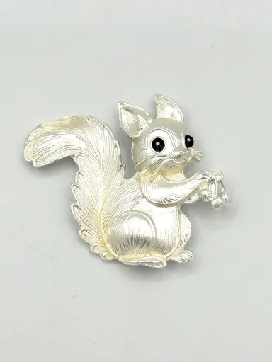 Broche aimant Ecureuil