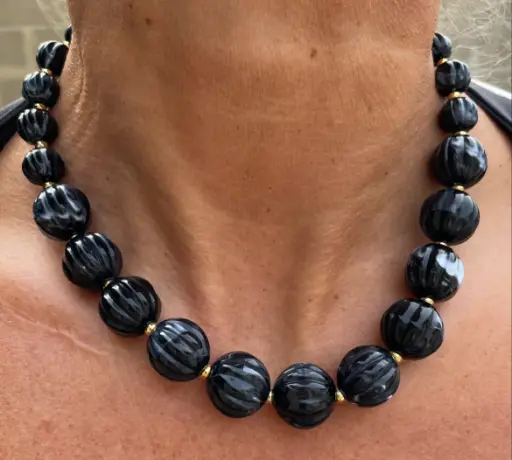 Collier Boules côtelées