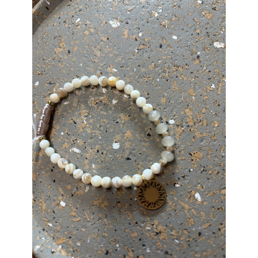 Bracelet plaque soleil n°146