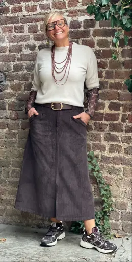 Jupe fendue velours côtelé
