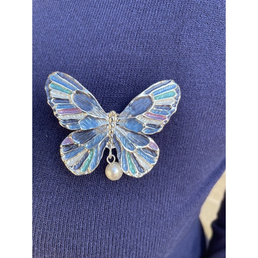 Broche aimant papillon perle pendante