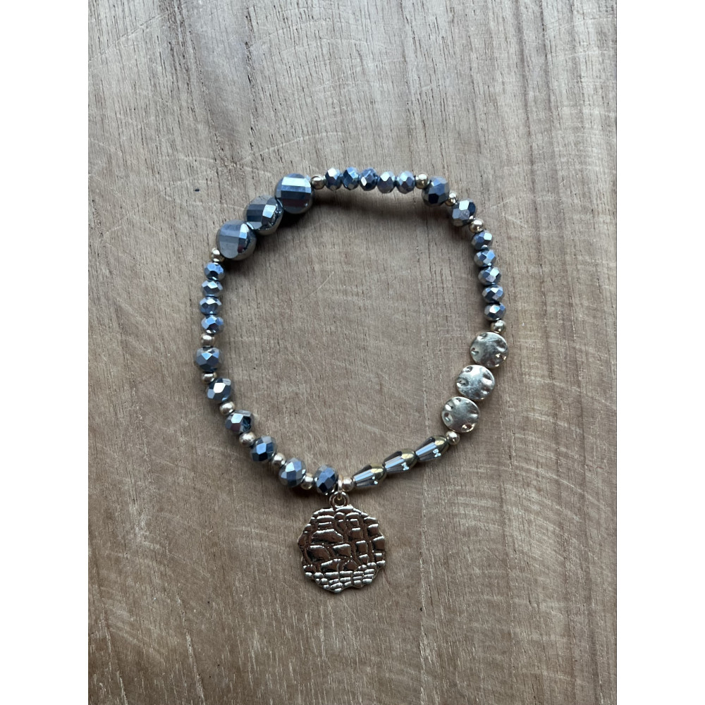 Bracelet différentes perles n°208