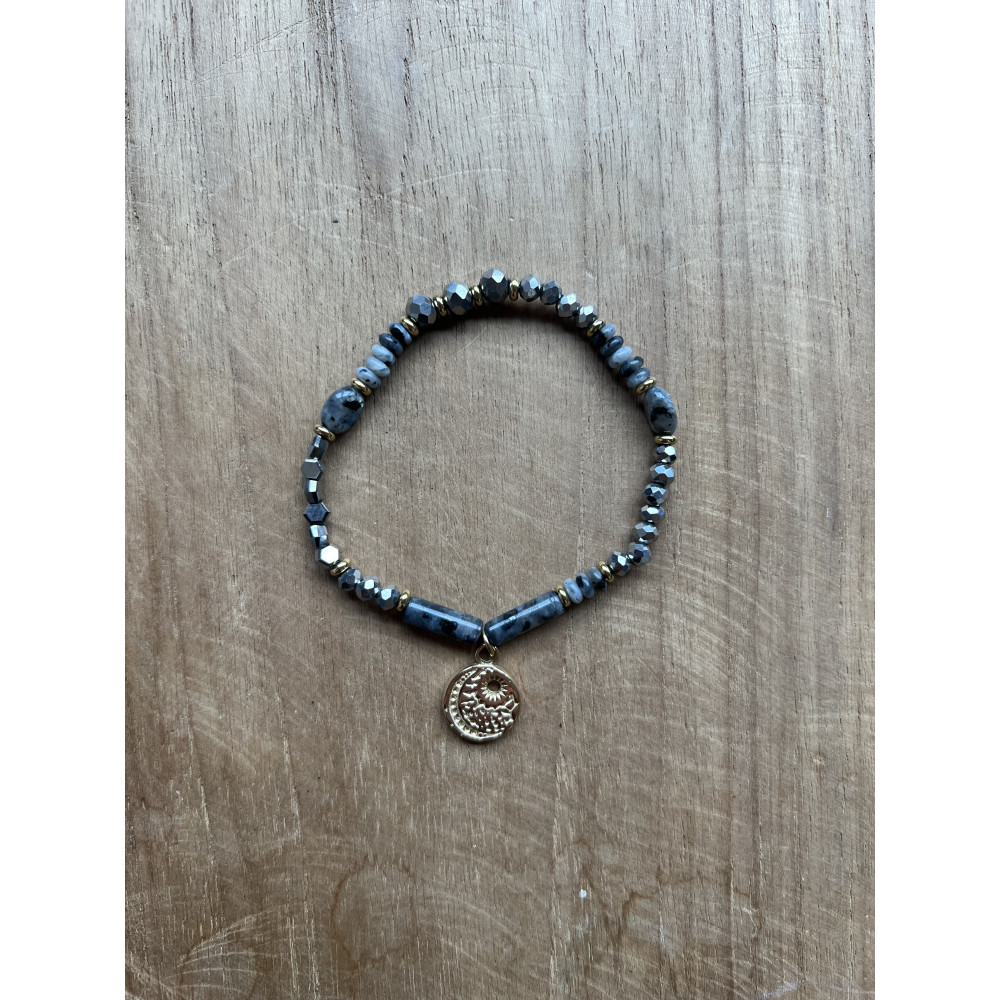 Bracelet différentes perles n°209