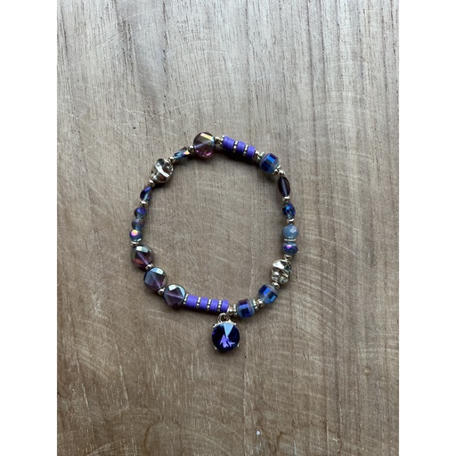 Bracelet différentes perles n°211
