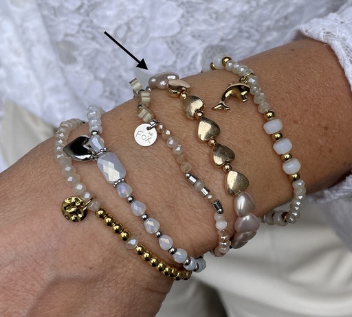 Bracelet coeurs nacrés gros coeur pendant n°151