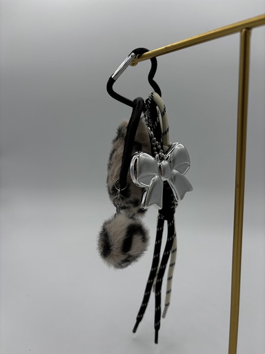 Porte clefs sac léo doux