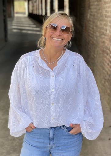 Blouse chauve-souris broderies