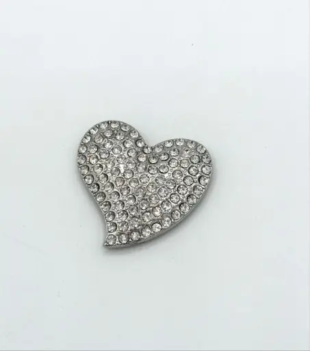 Broche aimant coeur strass