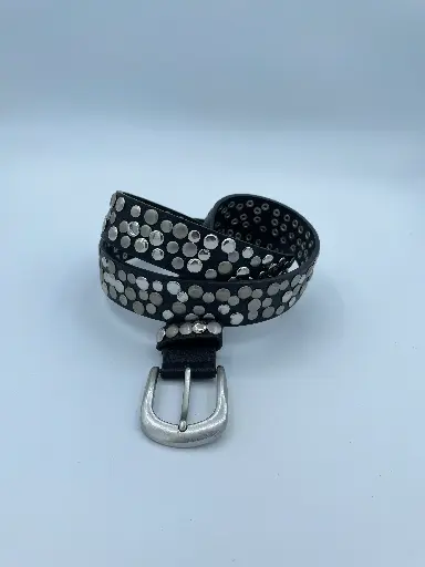 Ceinture gros clous